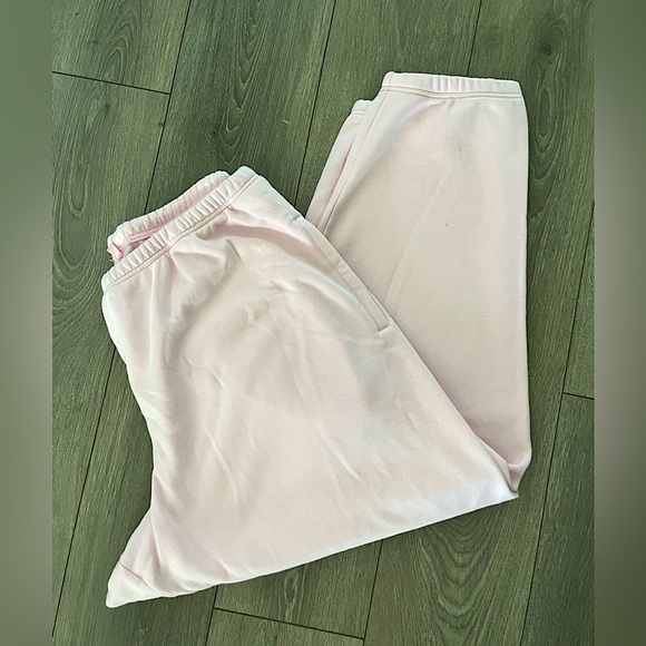 NWOT Skims Bublegum Pale Pink Sweatpants Size 4X - Picture 1 of 5